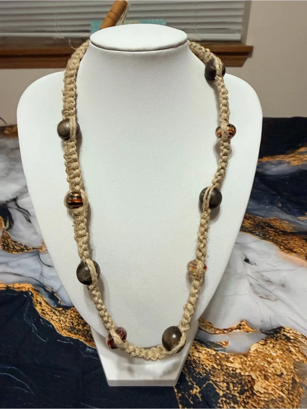 Men’s vintage rope/wood necklace